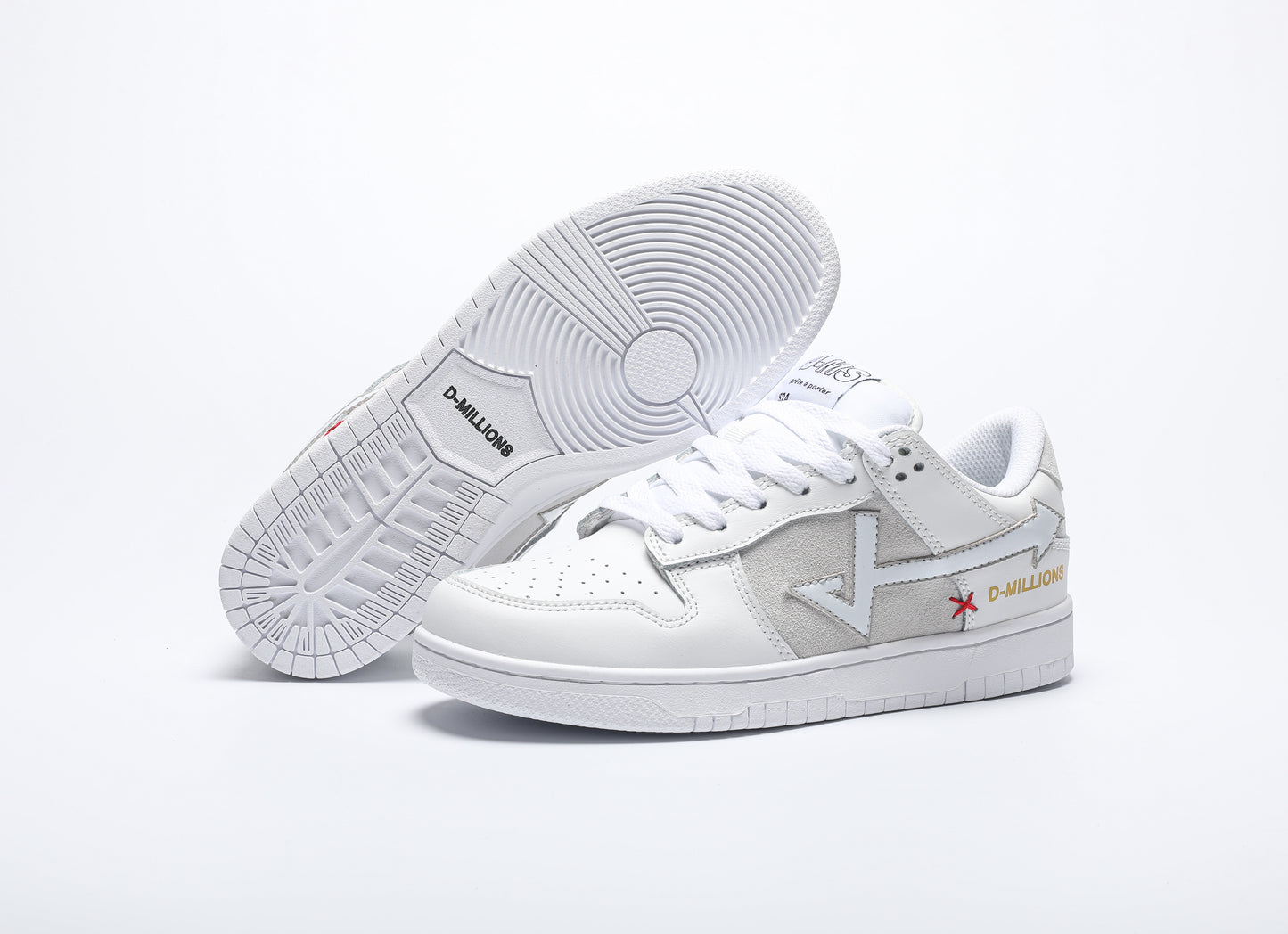 SPACE GHOST SNEAKER